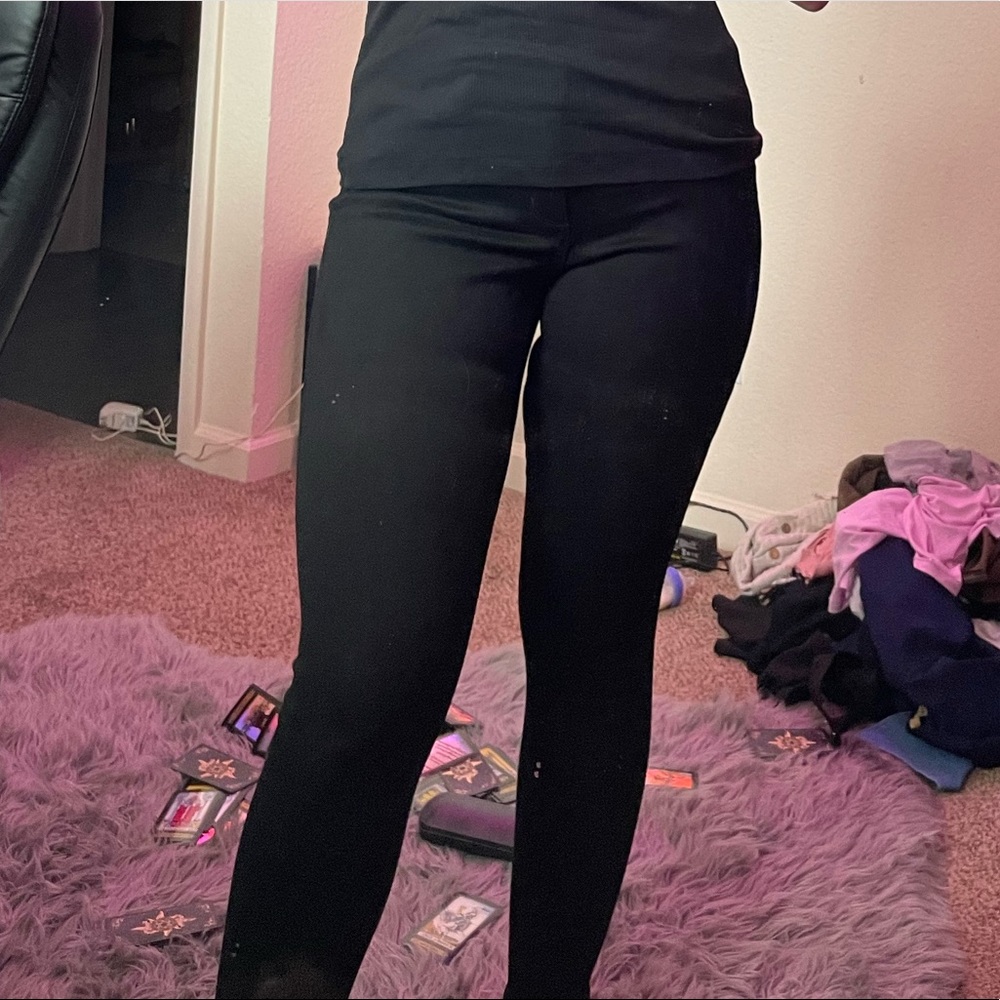 Black skinny jeans